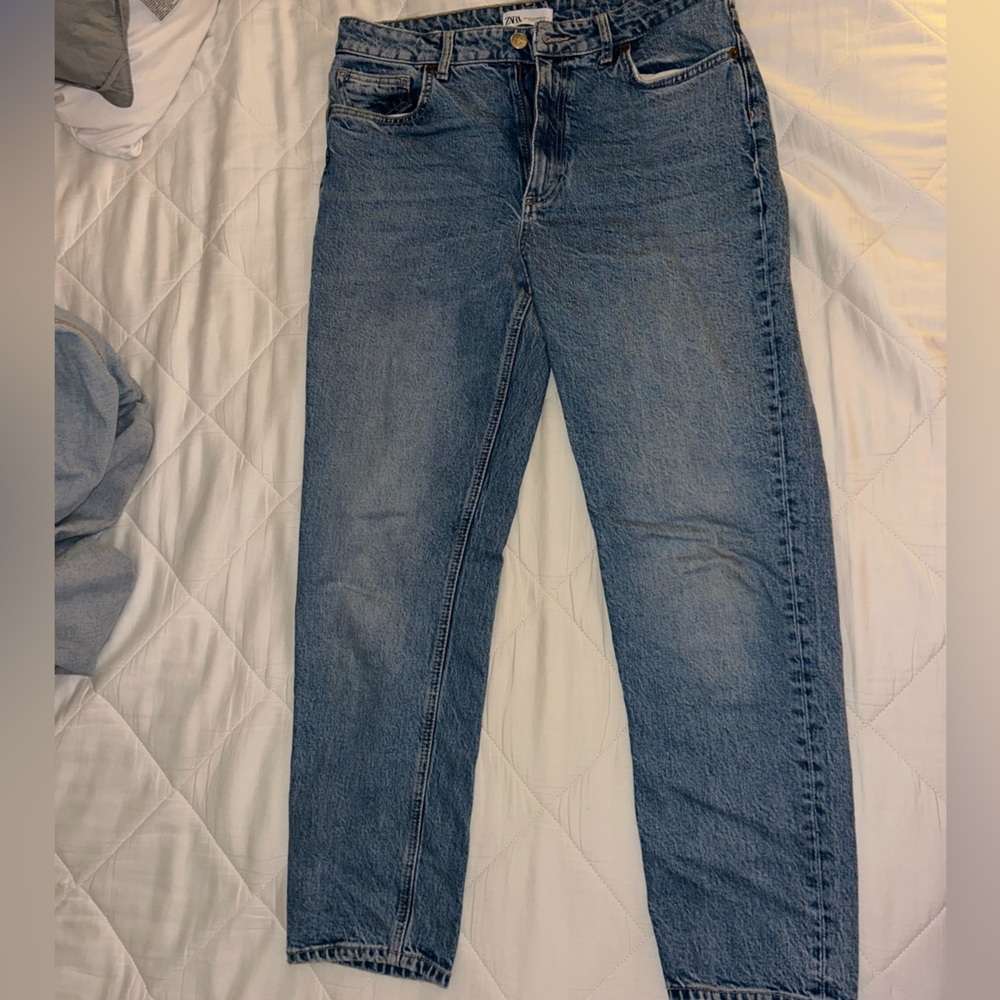 Zara women’s straight jeans
